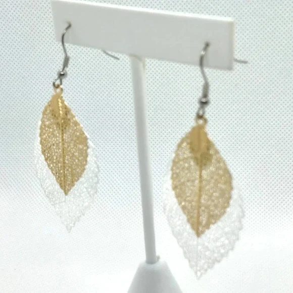 BOHO LEAF EARRINGS DROP EARRINGS NEW DOUBLE LEAF GOLD SILVER FAST SHIP! - Picture 3 of 7